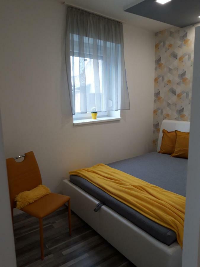 Belvarosi Apartman Сігетвар Екстер'єр фото